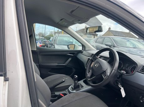 SEAT Arona TSI SE 10