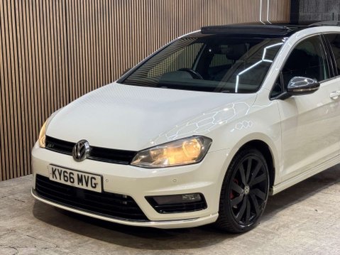 Volkswagen Golf 2.0 Golf R-Line Edition TDI BlueMotion Technology 5dr 33