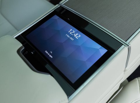 Land Rover Range Rover P460e Autobiography LWB 15