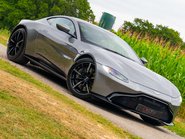 Aston Martin Vantage V8 19