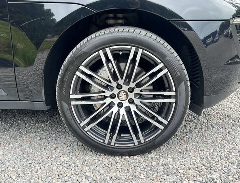 Porsche Macan 3.0 Macan S Semi-Auto 4WD 5dr 14