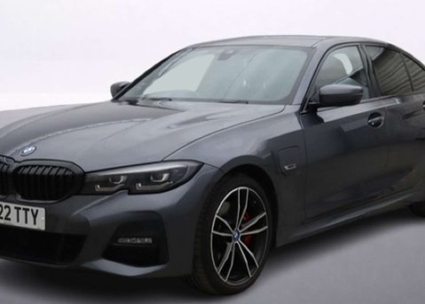 BMW 3 Series 2.0 330e 12kWh M Sport Saloon 4dr Petrol Plug-in Hybrid Auto Euro 6 (s/s) ( 5