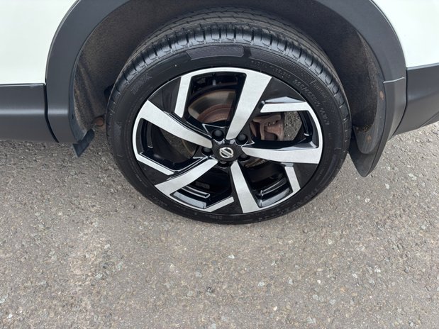 Nissan Qashqai DCI TEKNA 9