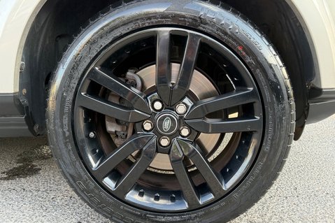 Land Rover Discovery SDV6 SE TECH - ULEZ COMPLIANT -FULL LR SERVICE HISTORY - 9 SERVICES -TOWBAR 58