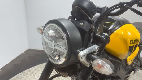 Yamaha XSR125 2021 34K 1 OWNER PROJECT BIKE SPARES OR REPAIR 125CC 23