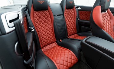 Bentley Continental GT V8 S Convertible 15