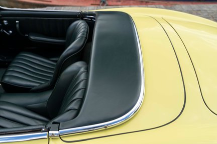 Mercedes-Benz SL Series 300SL Roadster 40