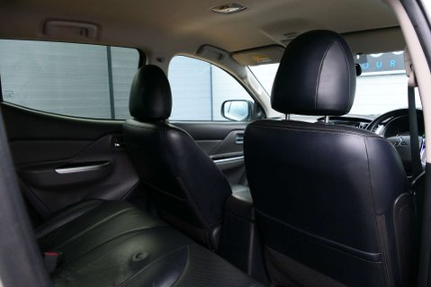 Mitsubishi L200 2.4 L200 Warrior DI-D Auto 4WD 20