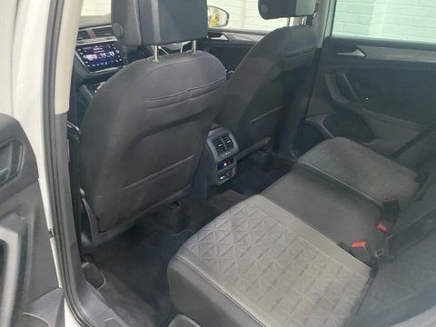 Volkswagen Tiguan LIFE TSI DSG 11