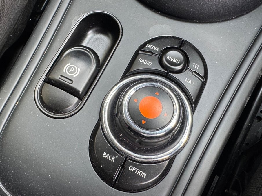 2017 Mini Countryman — image 22