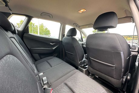 Hyundai ix20 1.4 Blue Drive SE Nav Hatchback 5dr Petrol Manual Euro 6 (s/s) (90 ps) 17