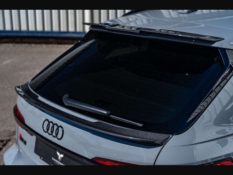 Audi RS6 4.0 RS 6 Carbon Black TFSI MHEV Quattro Auto 4WD 5dr 20