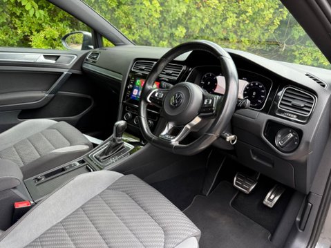 Volkswagen Golf 2.0 TDI R-Line DSG Euro 6 (s/s) 5dr 33