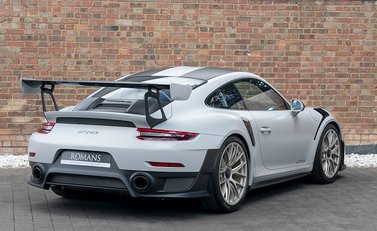 Porsche 911 (991) GT2 RS 7