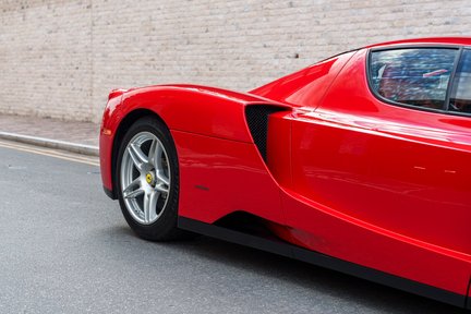 Ferrari Enzo 15