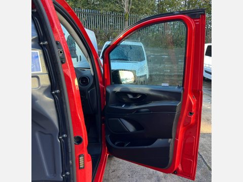 Mercedes-Benz Vito 1.6 111 CDI Panel Van 5dr Diesel Manual FWD L1 Euro 5 (114 ps) 32