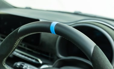 Abarth 500e Scorpionissima 11