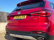 MG HS EXCLUSIVE DCT 18