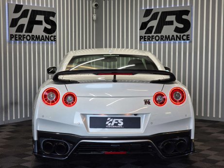 Nissan GT-R 3.8 V6 Recaro Coupe 2dr Petrol Auto 4WD Euro 6 (570 ps) 34
