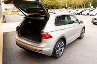 Volkswagen Tiguan R-LINE TECH TDI 4MOTION DSG 42