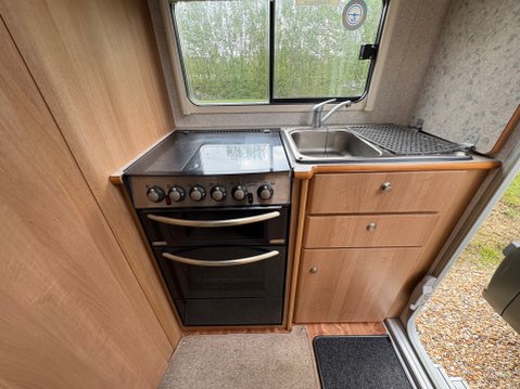 Autocruise Stargazer 18