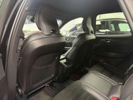 Volvo XC60 2.0 D4 R-Design Pro SUV 5dr Diesel Auto AWD Euro 6 (s/s) (190 ps) 35