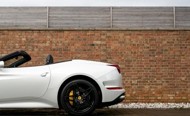 Ferrari California T 29