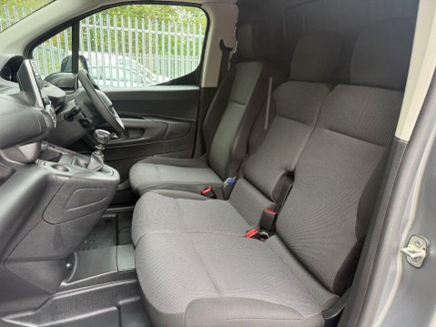 Peugeot Partner BLUEHDI PROFESSIONAL PREMIUM L1 20