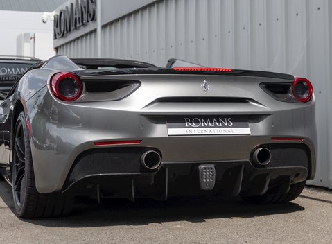 Ferrari 488 Spider 25