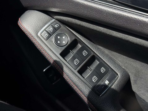 Mercedes-Benz GLA 2.1 GLA220 CDI AMG Line SUV 5dr Diesel 7G-DCT 4MATIC Euro 6 (s/s) (170 ps) 76