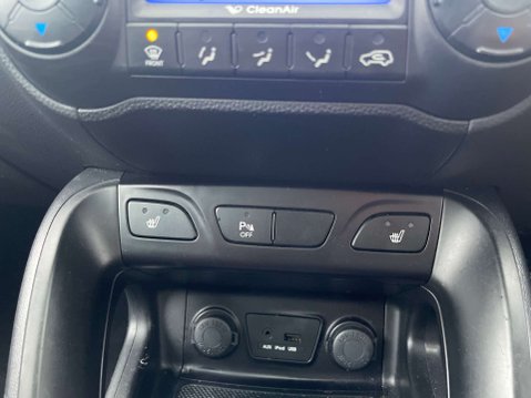 Hyundai ix35 1.7 ix35 Premium 2WD CRDI 5dr 8