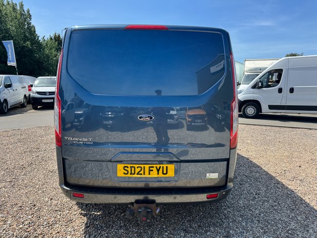 Ford Transit Custom Crew Cab AUTO SWB L1H1 320 Active Air Con Alloys Nav Sensors EURO 6 NO VAT 8