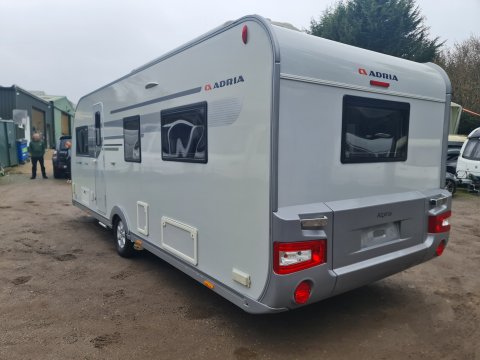 Adria Alpina 613 UC Missouri 8