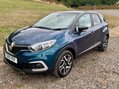 Renault Captur ICONIC TCE 8