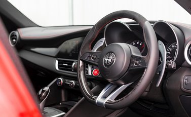 Alfa Romeo Giulia Quadrifoglio 11