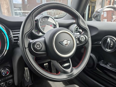 Mini Hatch 2.0 Cooper S Sport 3dr 22