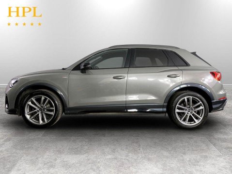 Audi Q3 1.5 TFSI CoD 35 Black Edition SUV 5dr Petrol S Tronic Euro 6 (s/s) (150 ps) 4