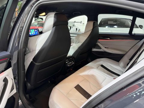 BMW M5 4.4i V8 Competition Saloon 4dr Petrol Steptronic xDrive Euro 6 (s/s) (625 p 38