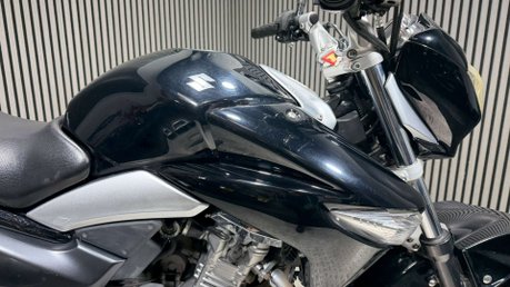 Suzuki Inazuma GW 2013 13K GOOD RUNNING PROJECT BIKE SPARES OR REPAIR 250CC A2 15