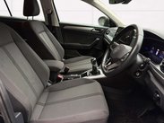 Volkswagen T-Roc 1.0 T-Roc Life TSI 5dr 12