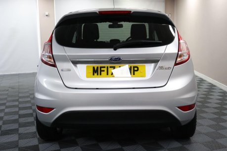 Ford Fiesta TITANIUM 8