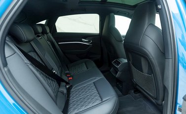 Audi E-Tron S Sportback 14