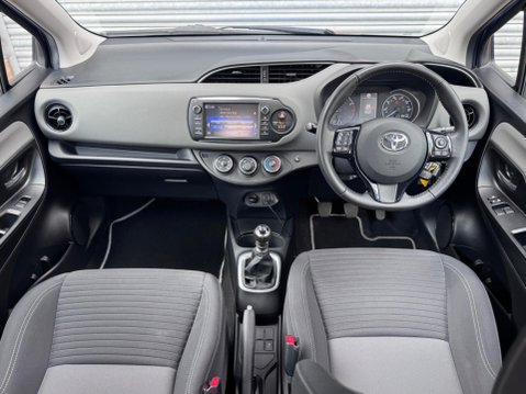 Toyota Yaris 1.5 VVT-i Icon Tech Hatchback 5dr Petrol Manual Euro 6 (111 ps) 35