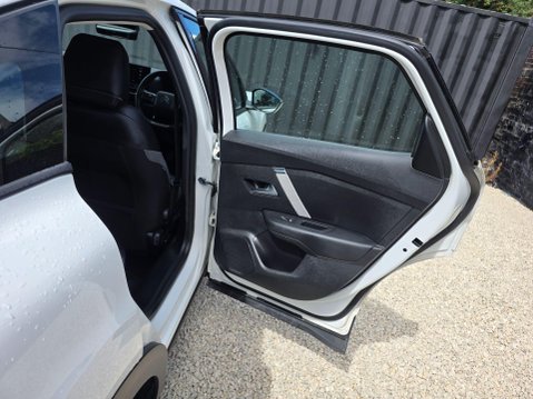 Citroen C4 1.2 PureTech Sense Euro 6 (s/s) 5dr 28