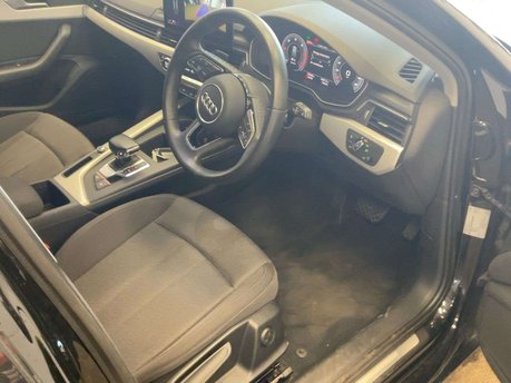 Audi A4 2.0 A4 Technik 35 TDI MHEV Semi-Auto 5dr 3