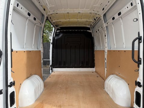 Nissan NV400 DCI TEKNA L2H2 35