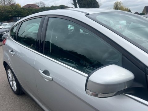 Ford Focus 1.0T EcoBoost Titanium Euro 6 (s/s) 5dr 14