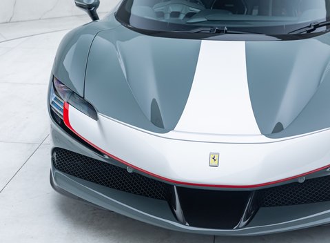 Ferrari SF90 Stradale ASSETTO FIORANO 35