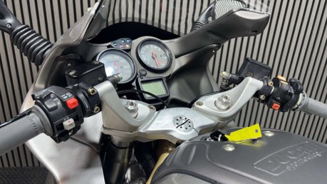 Ducati ST2 944 1998 37K MOT JULY 2027 PANNIERS VERY CLEAN TOURER 33
