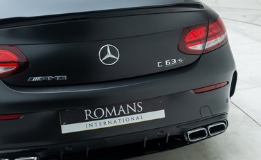 Mercedes-Benz C63 AMG S FINAL EDITION 30